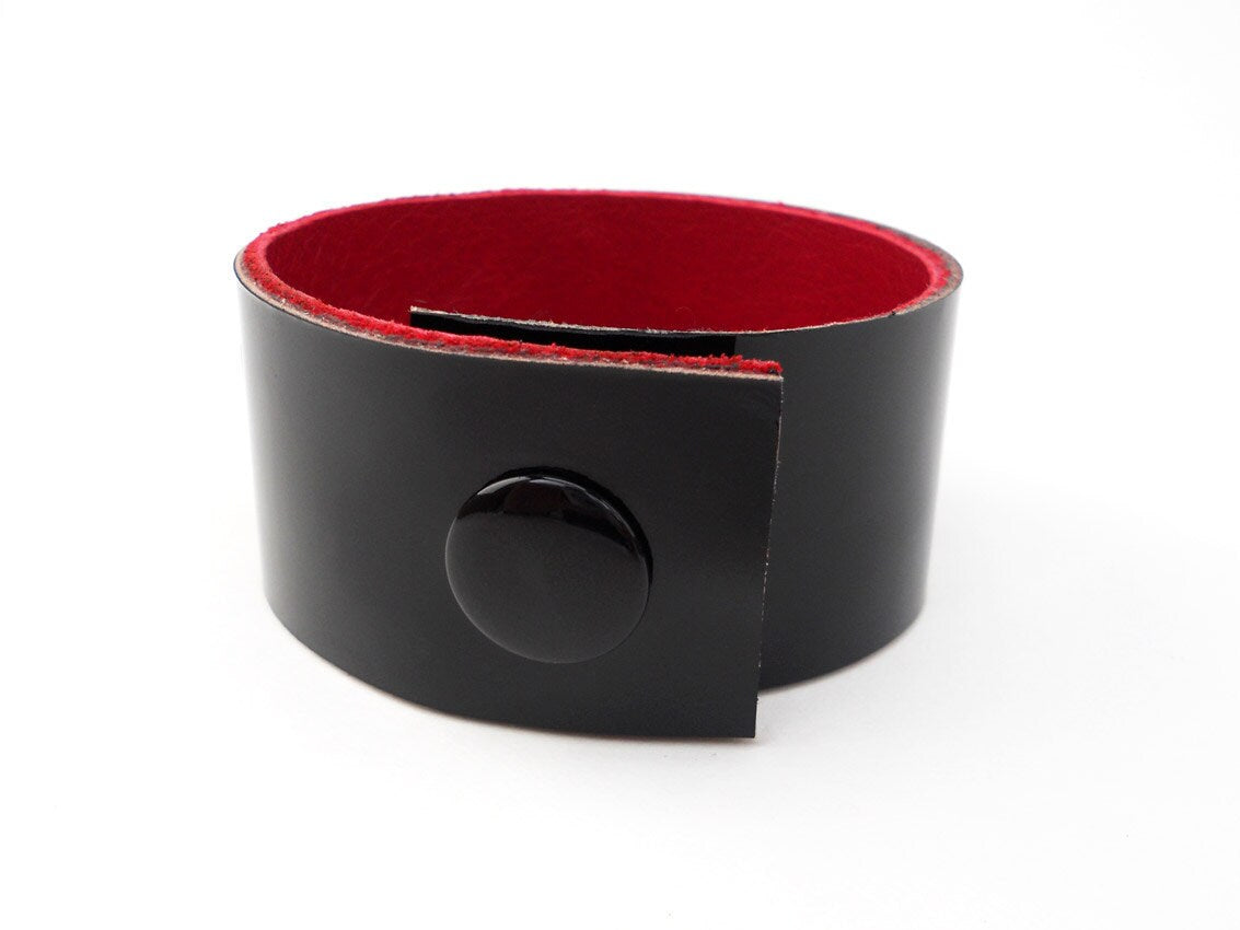 Black Patent Leather Bracelet with Crystal Agate Bead
