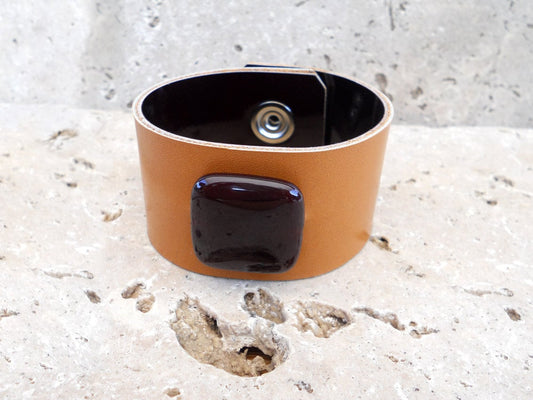 Handmade Genuine Leather Bracelet with Brown Square Bead: Caramel