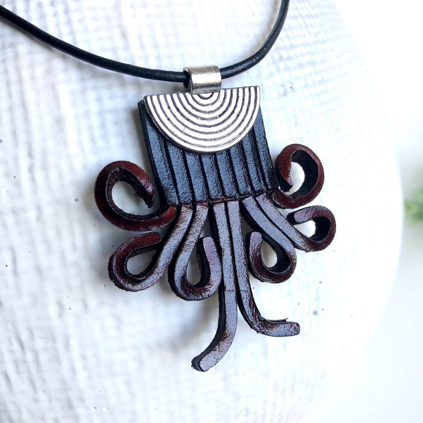 Leather Fringe Necklace Black and Mahogany