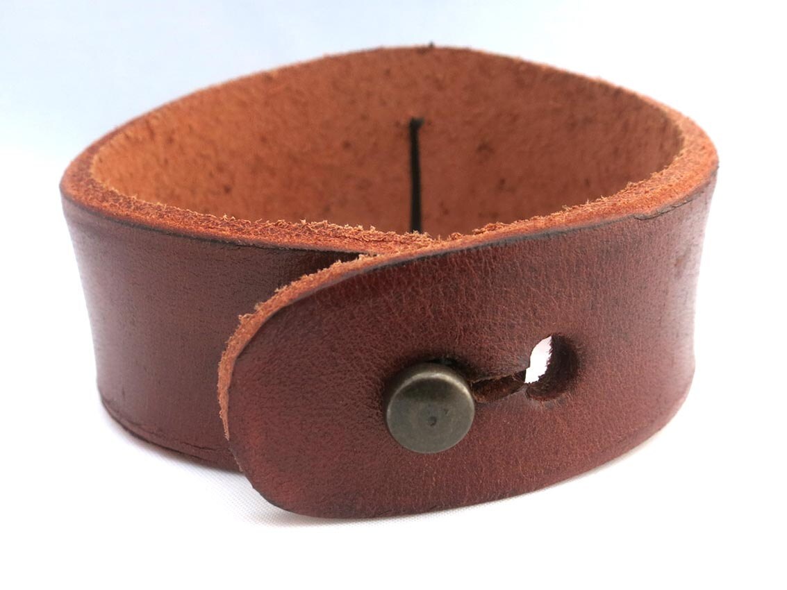 Leather Bracelet with Turquoise Bead