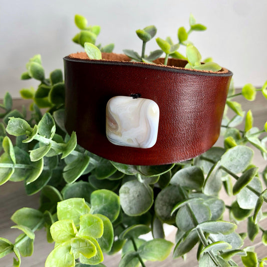 Brown Leather Bracelet with White Agate Bead
