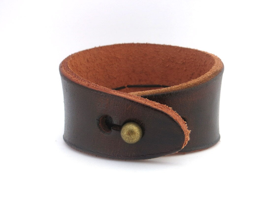 Brown Leather Bracelet with Earthy Jade Stone Beads