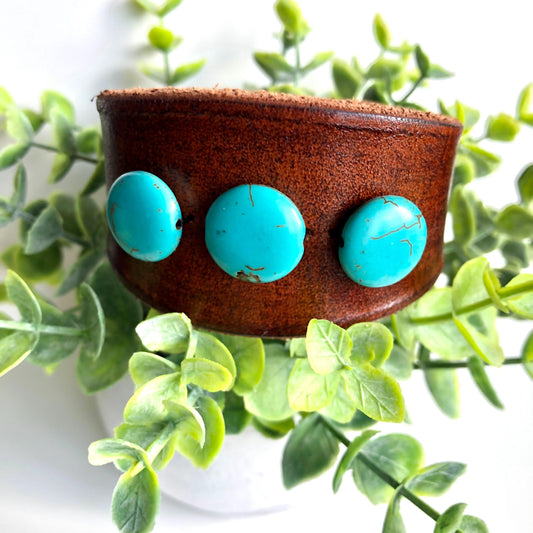 Brown Leather Bracelet with Round Turquoise Beads