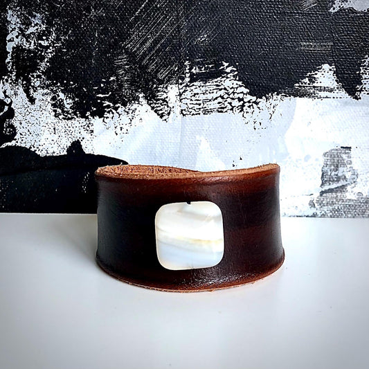 Brown Leather Bracelet with White Agate Bead