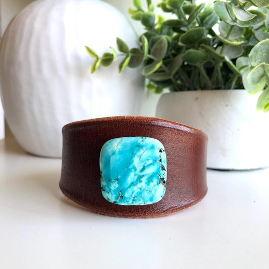Brown Leather Bracelet with Turquoise Colored Howlite Bead