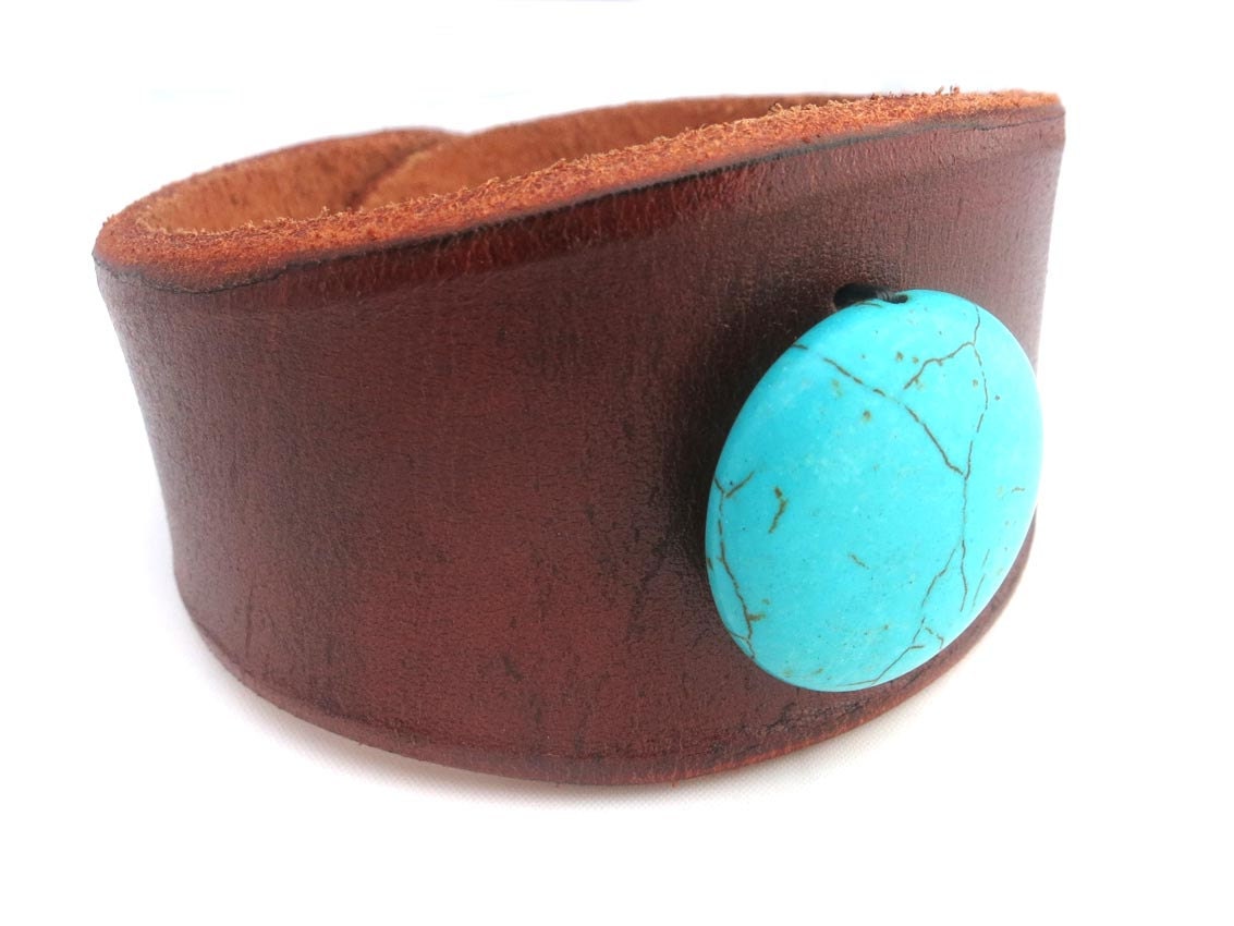 Leather Bracelet with Turquoise Bead