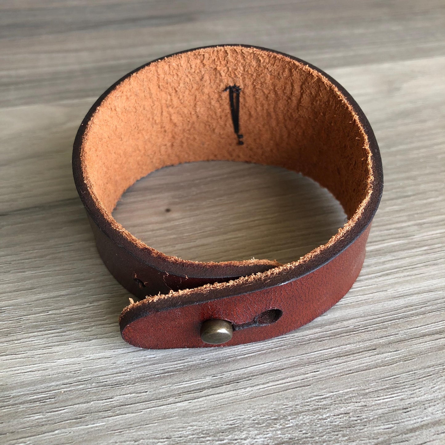 Brown Leather Bracelet with White Agate Bead